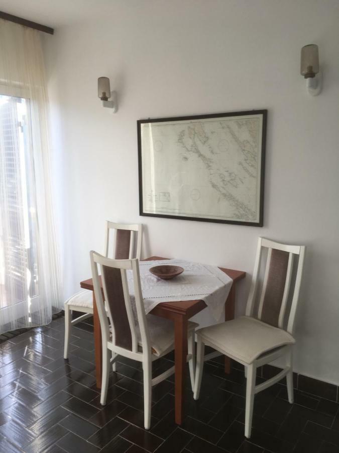 Guesthouse Antonija Veli Lošinj Buitenkant foto
